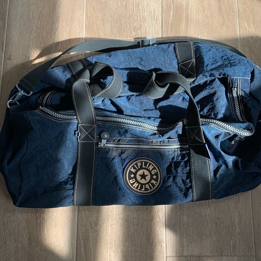 Kipling Duffle Bag Adjustable Removable Strap w/ Dual Carry Handles Zip Pockets